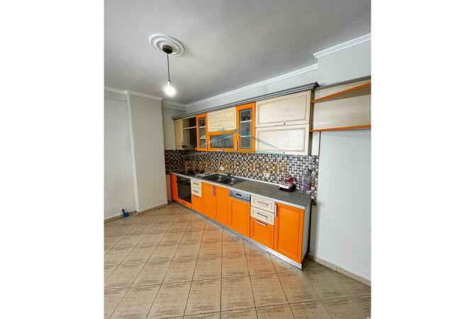 Shtepi ne shitje 2+1 ne Tirane - 165,000 Euro