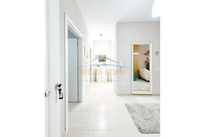 Shtepi ne shitje Apartament ne Durres, 2+1, Mobilimi E mobiluar, Pagesa 240,000  Euro.