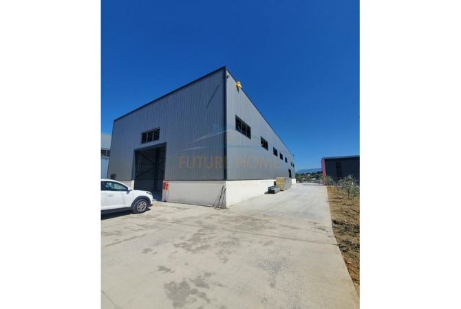 Ambient biznesi me qera 4+1 ne Tirane - 4,500 Euro