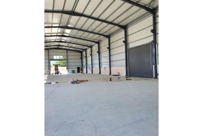 Ambient biznesi me qera 4+1 ne Tirane - 4,500 Euro