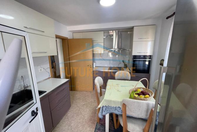Shtepi ne shitje 3+1 ne Tirane - 150,000 Euro