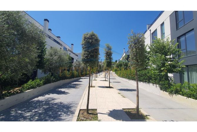 Shtepi ne shitje 3+1 ne Tirane - 390,000 Euro