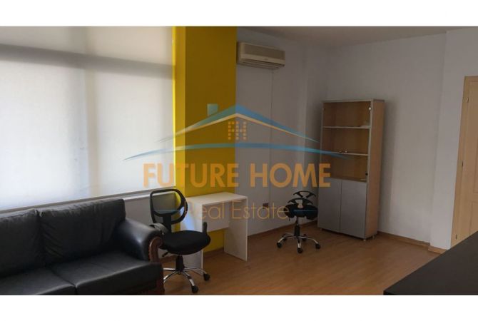 Ambient biznesi me qera 3+1 ne Tirane - 3,000 Euro