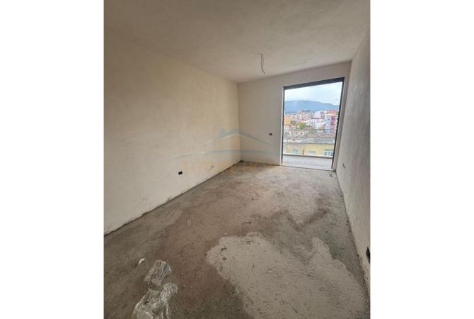 Shtepi ne shitje 1+1 ne Tirane - 165,000 Euro