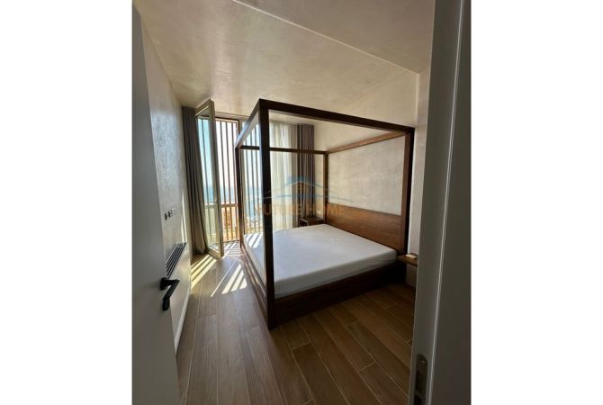 Shtepi ne shitje Apartament ne Vlore, 2+1, Mobilimi E mobiluar, Pagesa 550,000  Euro.