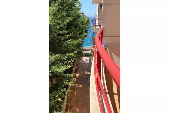 Shtepi ne shitje Apartament ne Vlore, 1+1, Mobilimi E mobiluar, Pagesa 165,000  Euro.