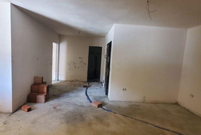 Shtepi ne shitje 1+1 ne Tirane - 96,000 Euro
