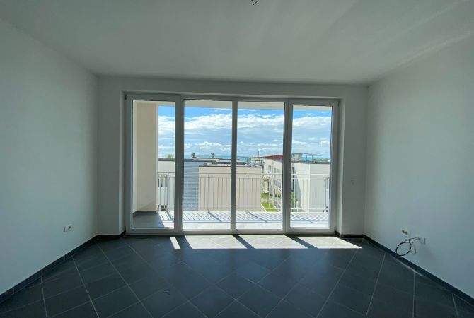 Shtepi ne shitje Apartament ne Lezhe, 1+1, Mobilimi Bosh, pa mobiluar, Pagesa 138,500  Euro.