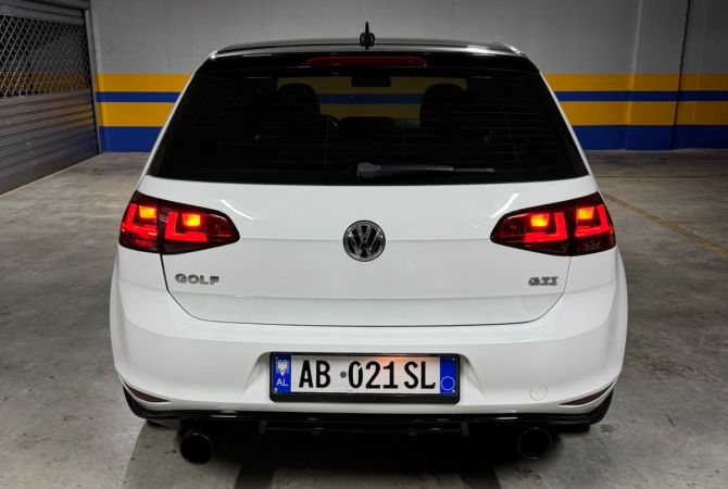 Makina ne shitje  ne Tirane - 10,500 Euro