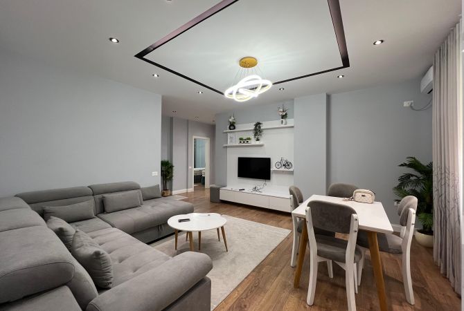 Shtepi me qera Apartament ne Tirane, 2+1, Mobilimi E mobiluar, Pagesa 700  Euro.