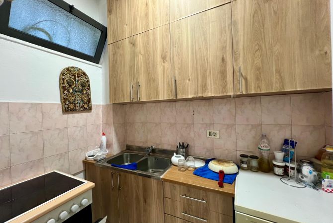 Shtepi me qera 2+1 ne Tirane - 600 Euro