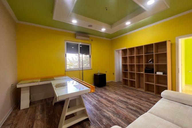 Shtepi me qera 3+1 ne Tirane - 700 Euro