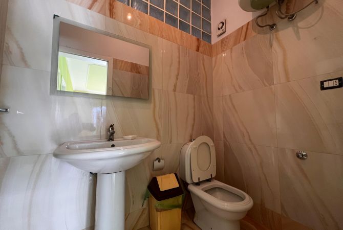 Shtepi me qera 3+1 ne Tirane - 700 Euro