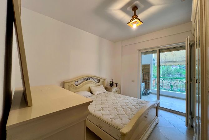 Shtepi me qera Apartament ne Tirane, 1+1, Mobilimi E mobiluar, Pagesa 600  Euro.