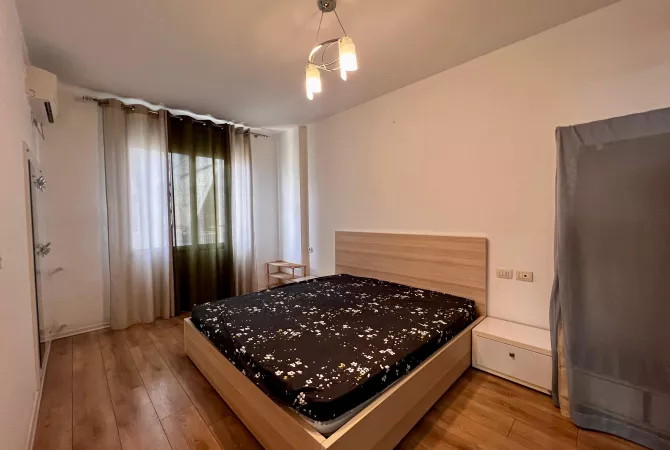 Shtepi me qera 2+1 ne Tirane - 500 Euro