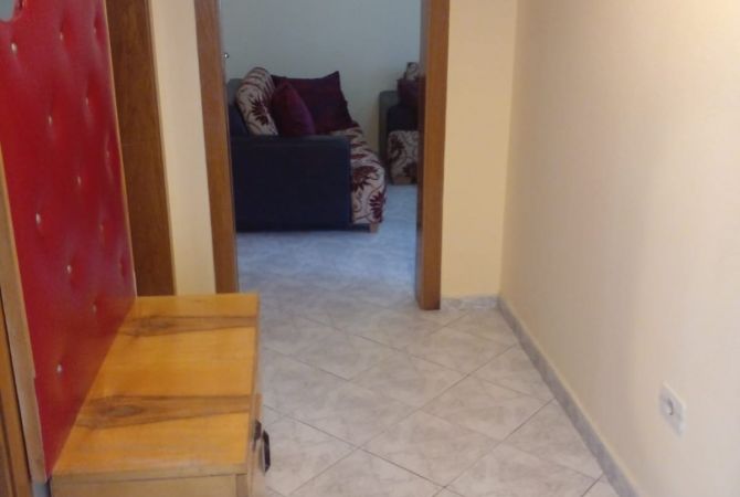 Shtepi me qera 2+1 ne Tirane - 500 Euro
