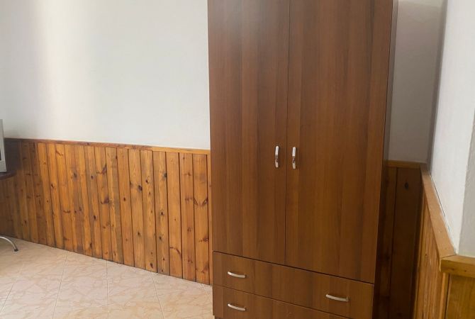 Shtepi me qera 2+1 ne Tirane - 35,000 Leke
