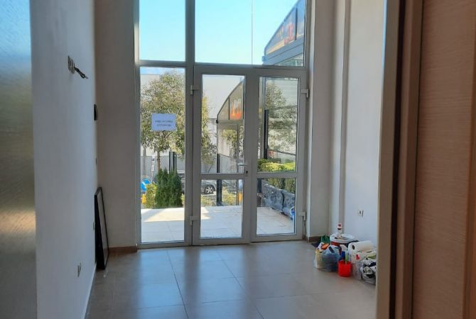 Ambient biznesi me qera 1+1 ne Tirane - 350 Euro