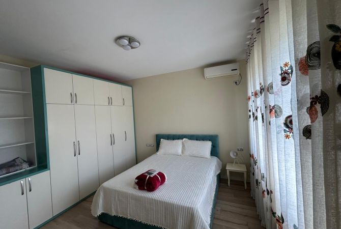 Shtepi me qera 3+1 ne Tirane - 1,200 Euro