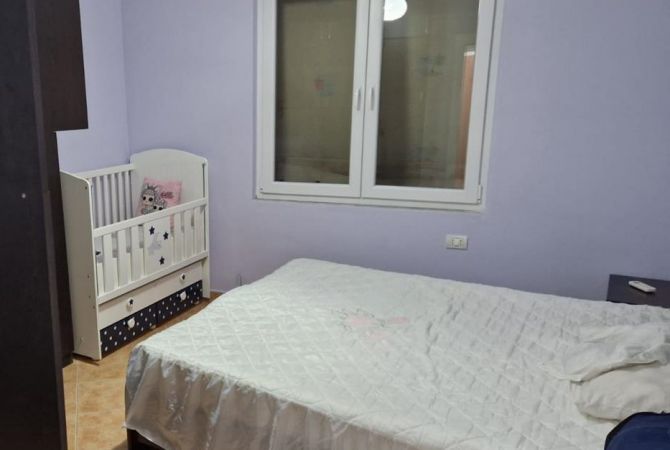 Shtepi me qera 3+1 ne Tirane - 800 Euro