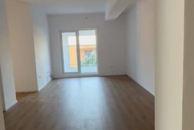 Shtepi ne shitje 3+1 ne Tirane - 17,304,000 Leke