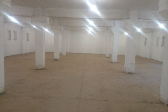 Ambient biznesi me qera 4+1 ne Tirane - 2,000 Euro