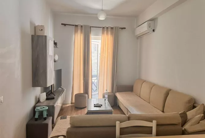 Shtepi me qera 2+1 ne Tirane - 500 Euro