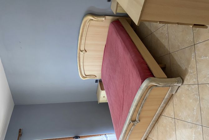 Shtepi me qera Shtepi Private ne Tirane, 2+1, Mobilimi E mobiluar, Pagesa 400  Euro.