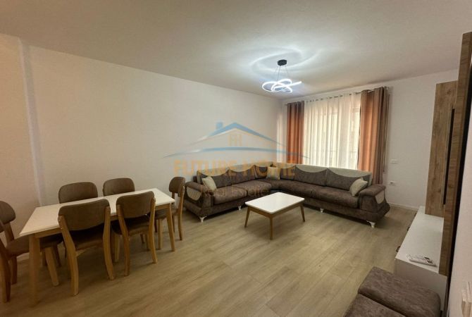 Shtepi me qera 2+1 ne Tirane - 750 Euro