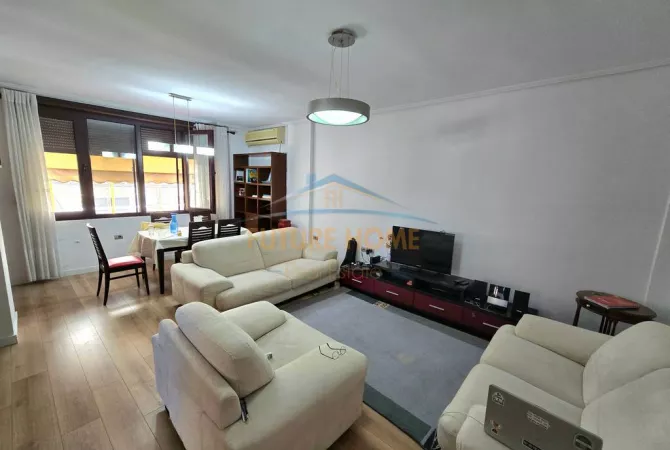 Shtepi me qera 2+1 ne Tirane - 650 Euro