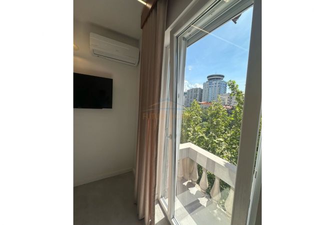 Shtepi ne shitje Apartament ne Tirane, 2+1, Mobilimi E mobiluar, Pagesa 2,200,000  Euro.