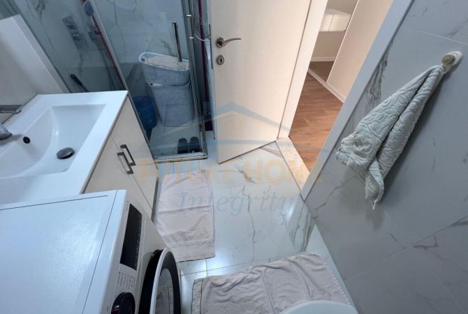 Shtepi ne shitje Apartament ne Tirane, 2+1, Mobilimi E mobiluar, Pagesa 1,490,000  Euro.