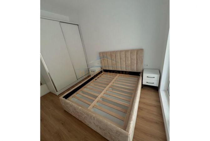 Shtepi me qera Apartament ne Tirane, 1+1, Mobilimi E mobiluar, Pagesa 420  Euro.