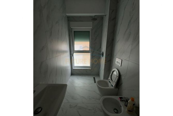 Shtepi me qera Apartament ne Tirane, 1+1, Mobilimi E mobiluar, Pagesa 420  Euro.