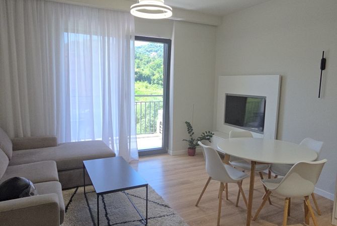 Shtepi me qera 2+1 ne Tirane - 750 Euro