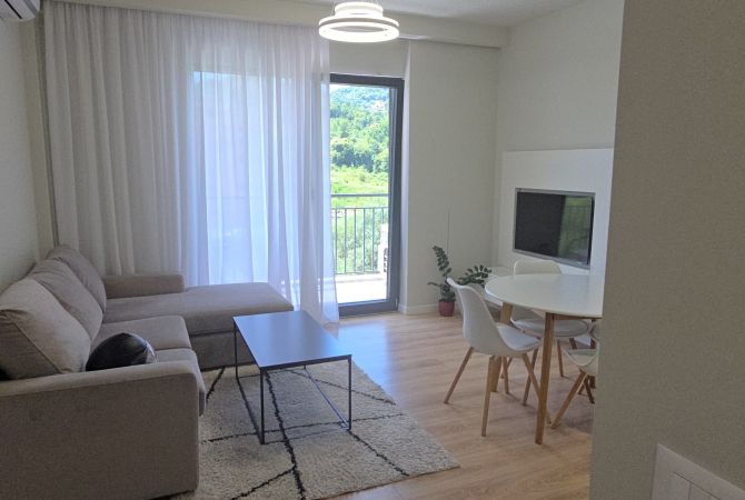 Shtepi me qera Apartament ne Tirane, 2+1, Mobilimi E mobiluar, Pagesa 750  Euro.
