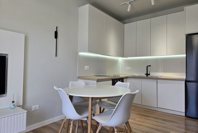 Shtepi me qera Apartament ne Tirane, 2+1, Mobilimi E mobiluar, Pagesa 750  Euro.