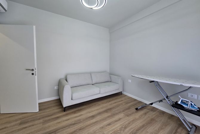 Shtepi me qera Apartament ne Tirane, 2+1, Mobilimi E mobiluar, Pagesa 750  Euro.