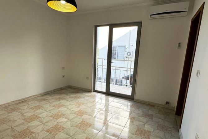 Shtepi me qera 5+1 ne Tirane - 3,500 Euro
