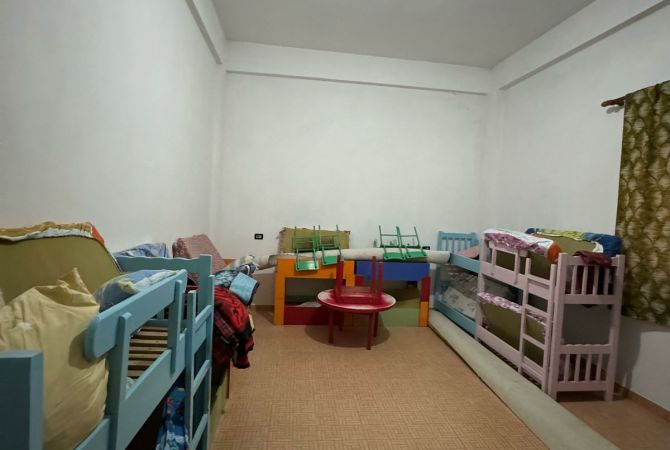 Jepet me qira ambient biznesi, Institut 