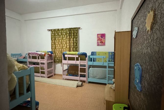 Jepet me qira ambient biznesi, Institut 