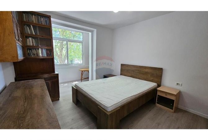 Shtepi me qera 2+1 ne Tirane - 580 Euro