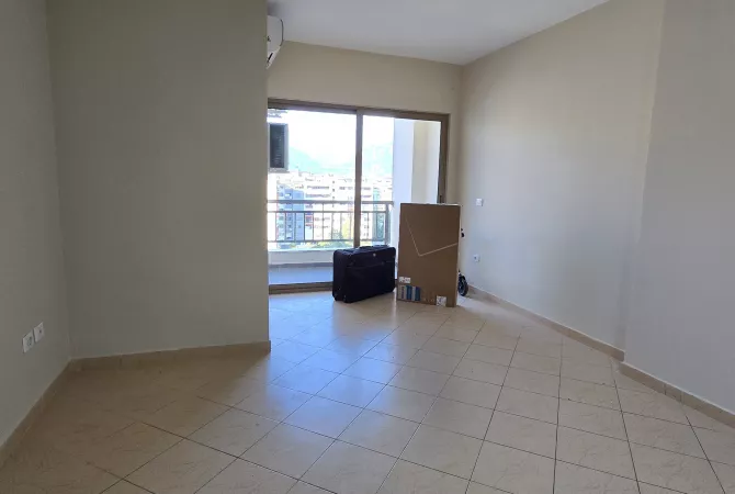Shtepi ne shitje 2+1 ne Tirane - 95,000 Euro