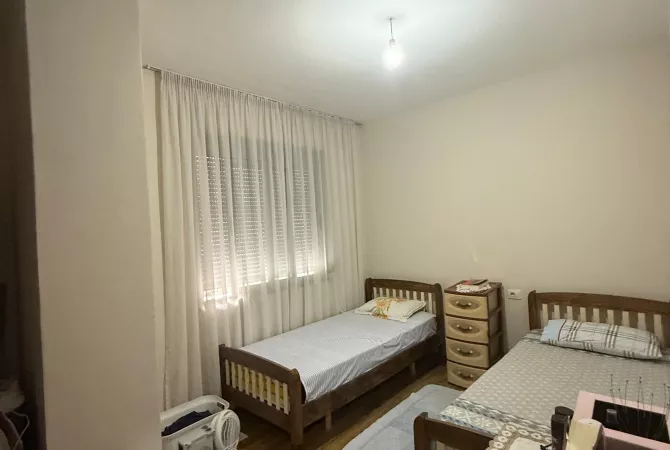 Shtepi ne shitje 2+1 ne Tirane - 135,000 Euro