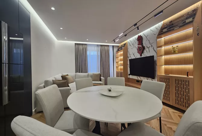 Shtepi me qera 2+1 ne Tirane - 700 Euro