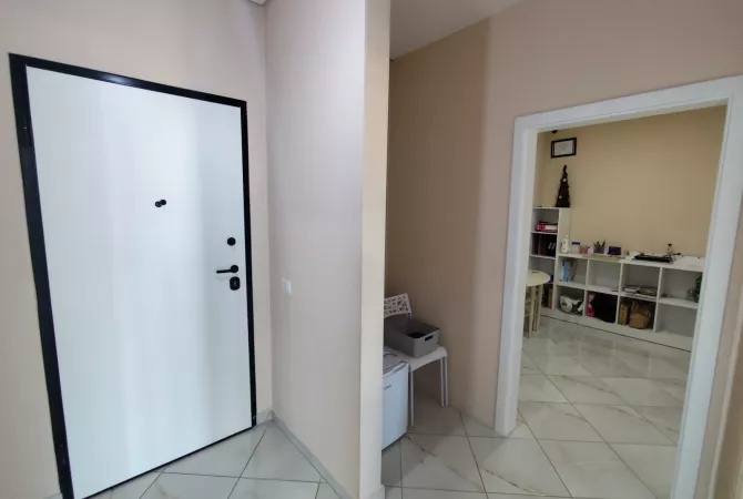 Business Property for Rent 3+1 in Tirana - 600 Euro