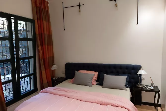 Shtepi me qera Apartament ne Tirane, 2+1, Mobilimi E mobiluar, Pagesa 700  Euro.