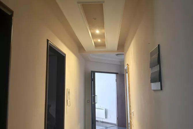 Shtepi me qera Apartament ne Tirane, 2+1, Mobilimi E mobiluar, Pagesa 650  Euro.