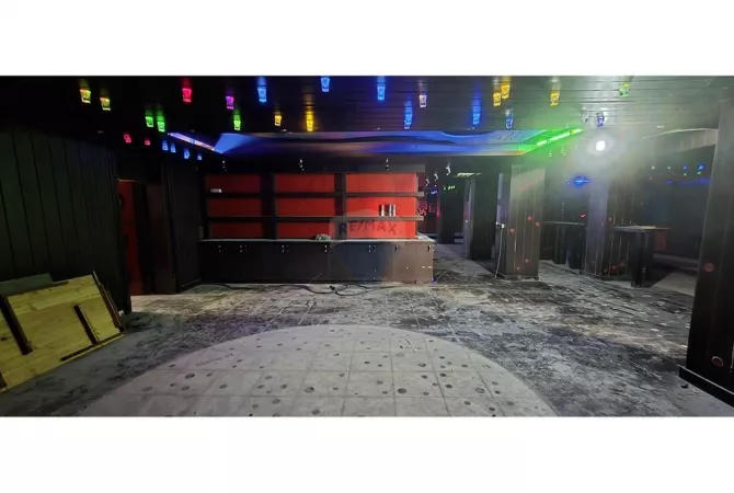 Business Property for Rent 3+1 in Tirana - 2,500 Euro