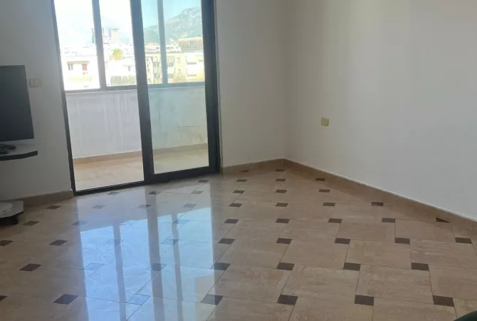 Casa in affitto 2+1 a Tirana - 600 Euro